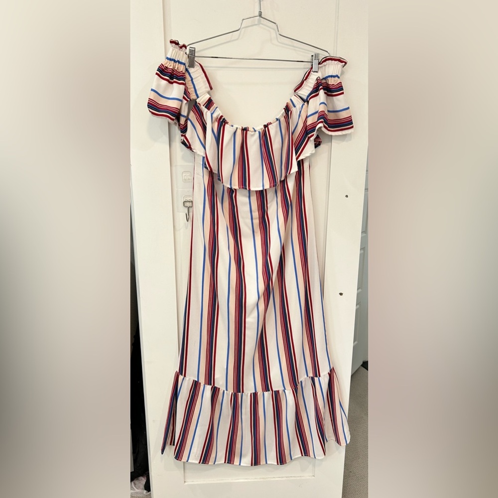 Flutter sleeve maxi dress